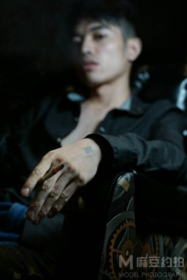 暗黑模特