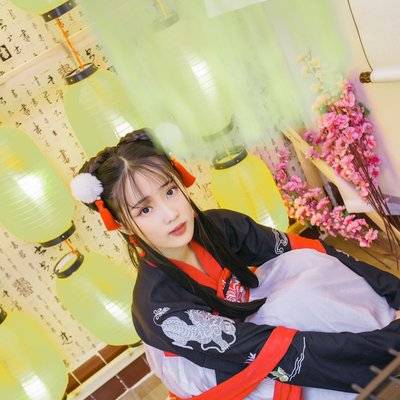 汉服模特