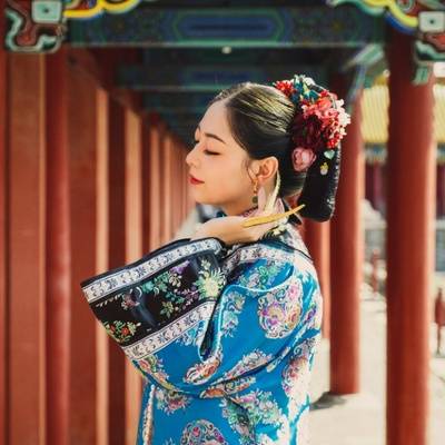 汉服模特