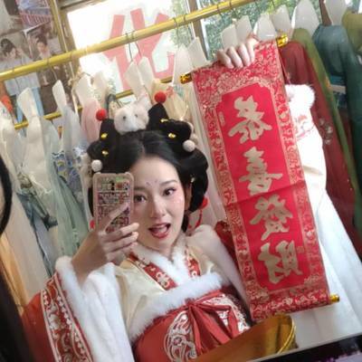 汉服模特