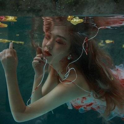情绪模特