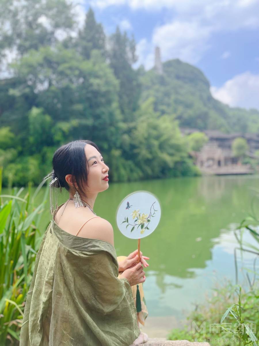 民国模特