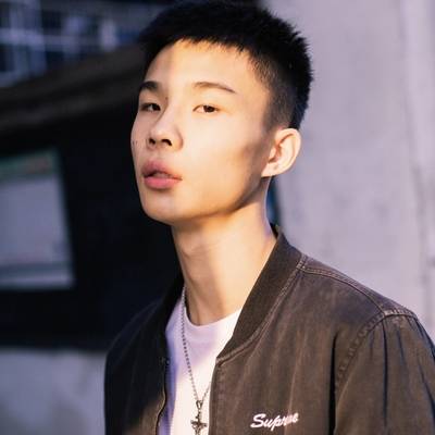 黑白模特