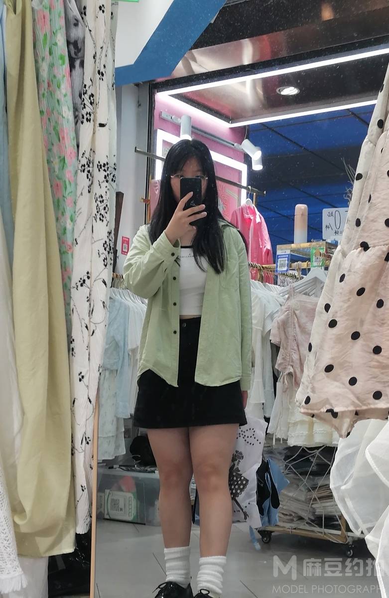 清新模特