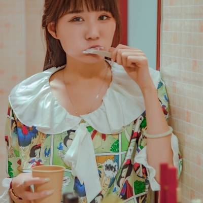 胶片模特