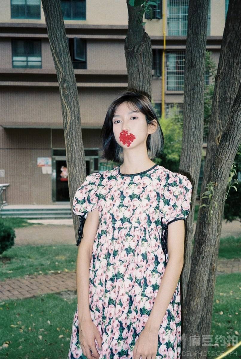 胶片模特