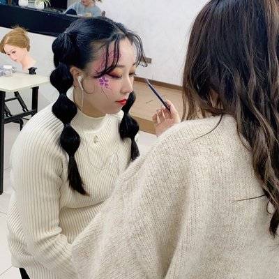 妆容模特