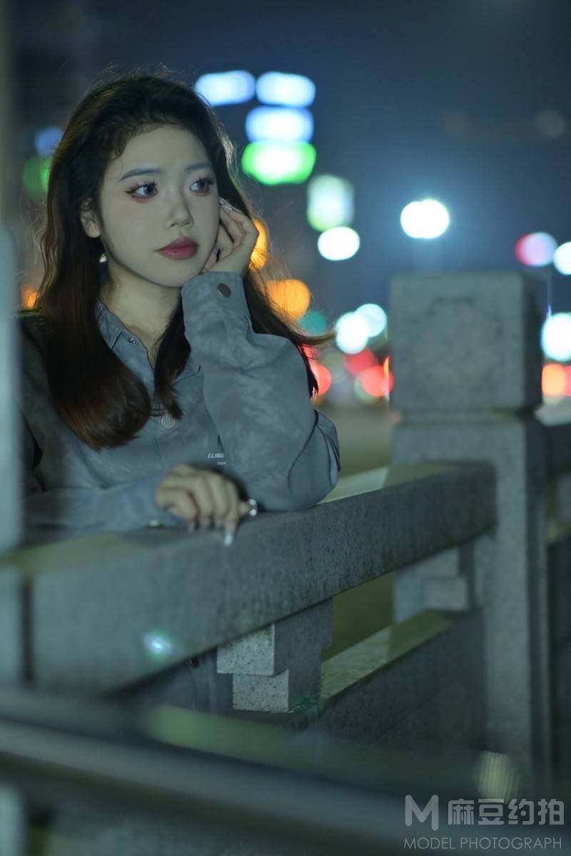 夜景模特