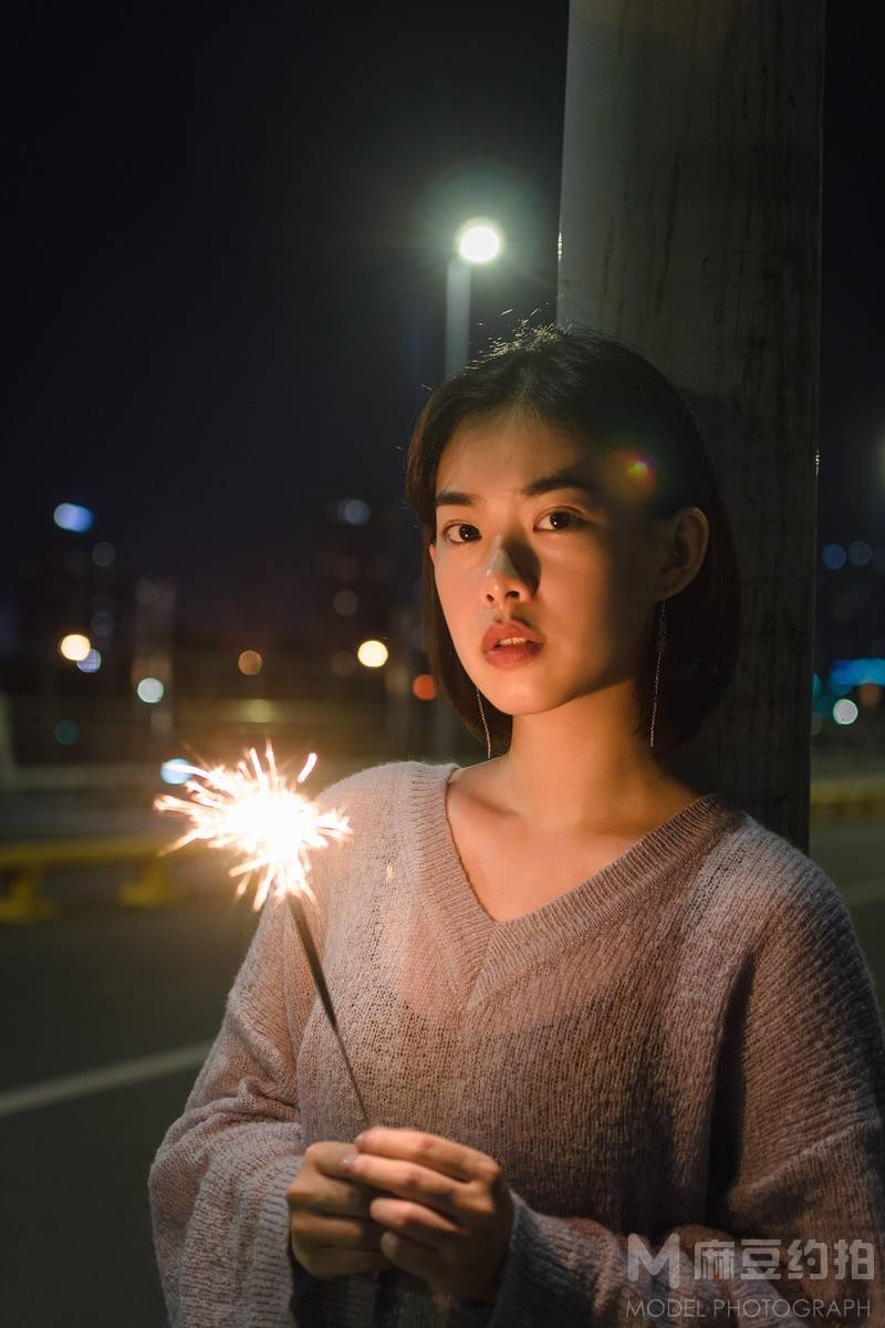 夜景模特