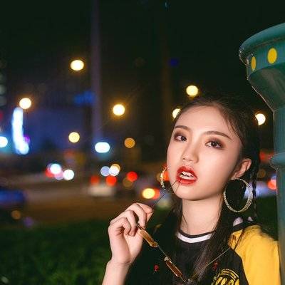 夜景模特