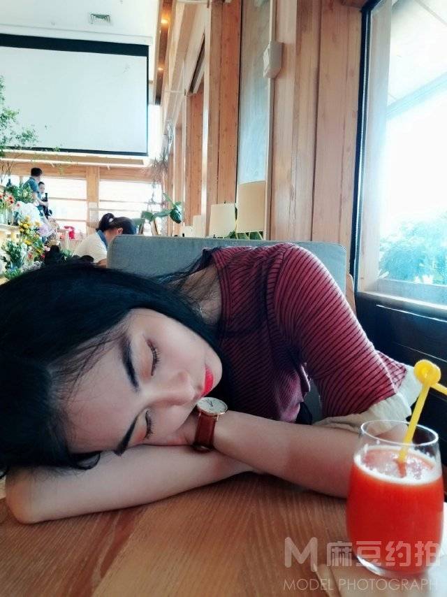 纪实模特