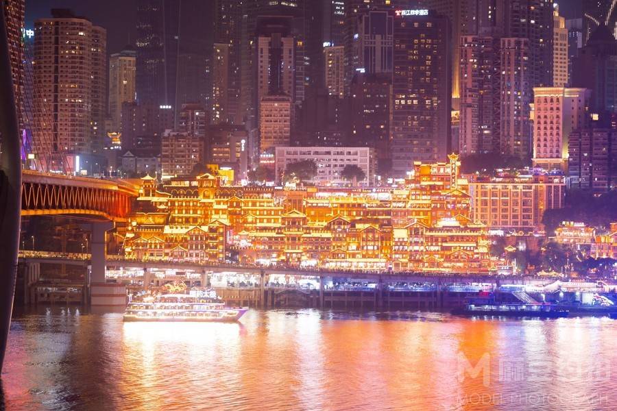 夜景模特