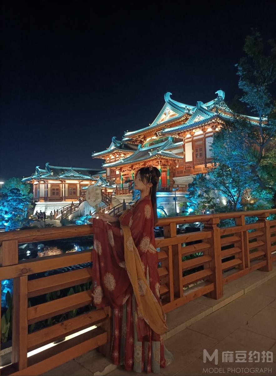 民国模特