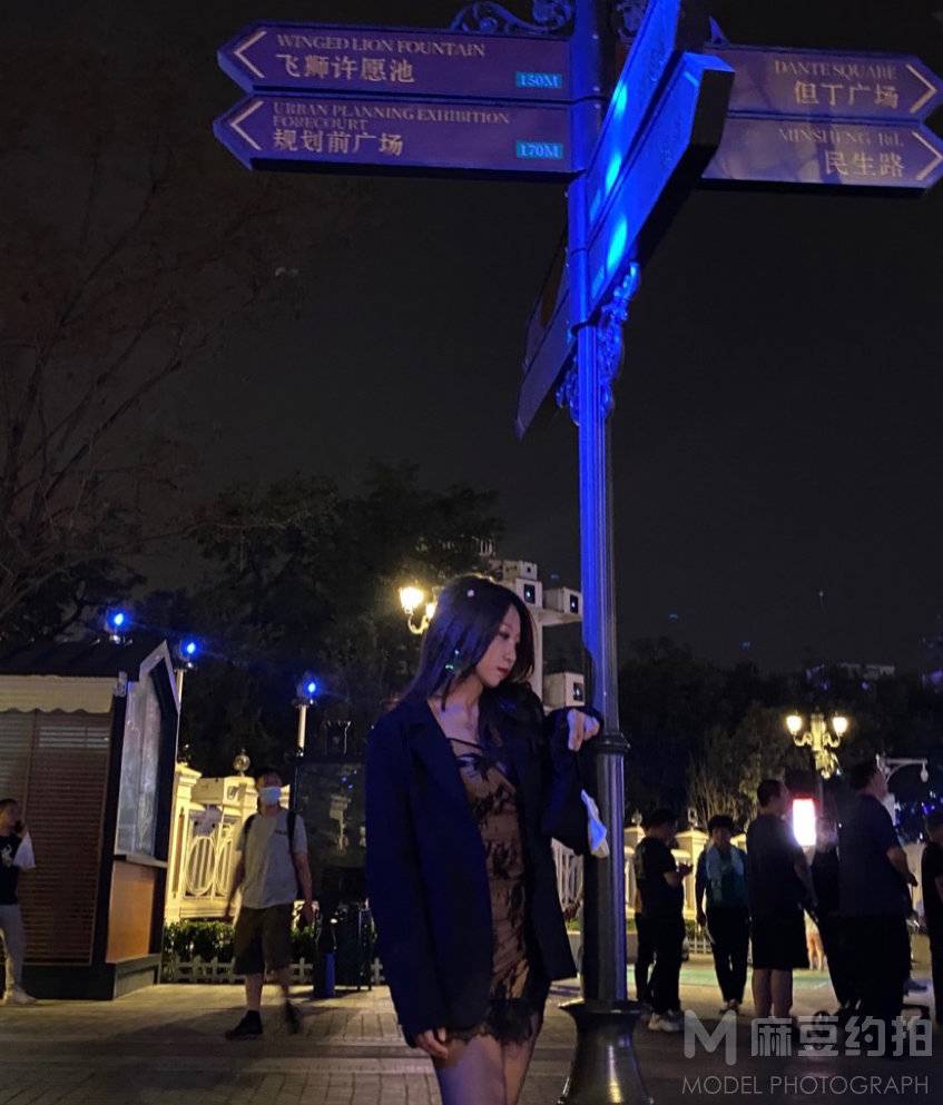 校园模特
