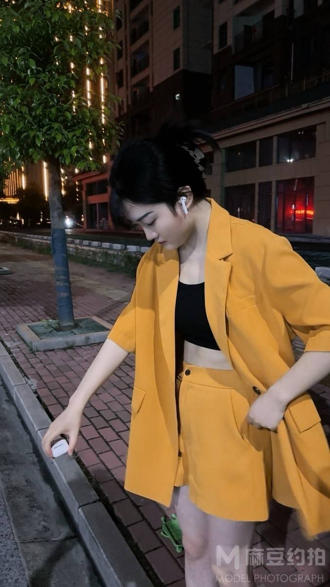 夜景模特