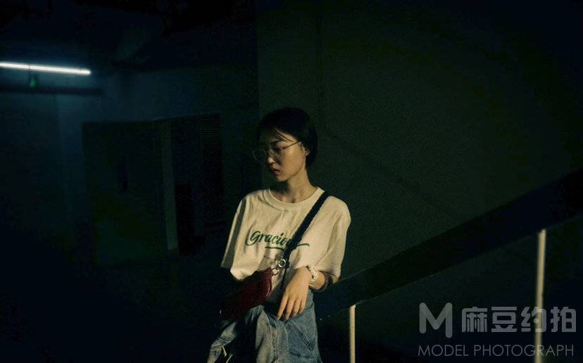 胶片模特
