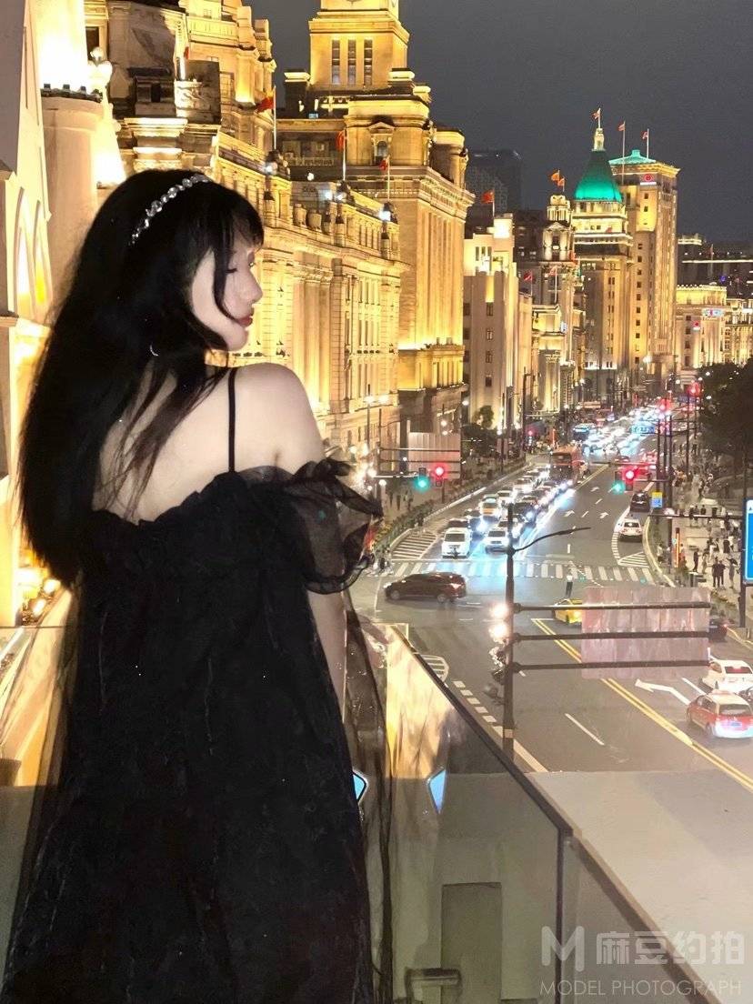 夜景模特