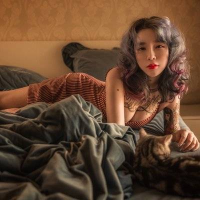 情绪模特