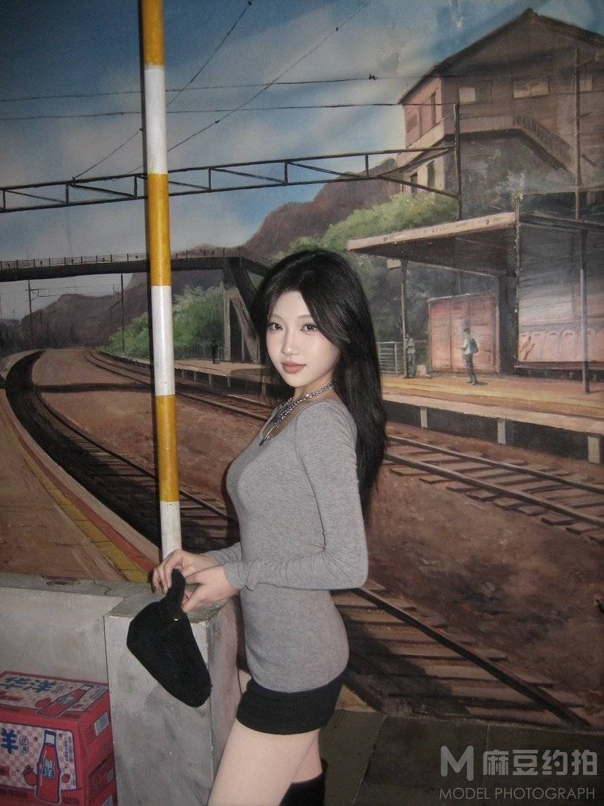 胶片模特