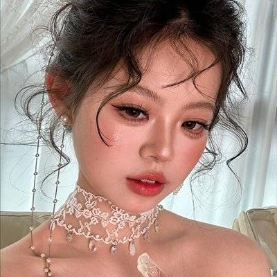 宝丽来模特