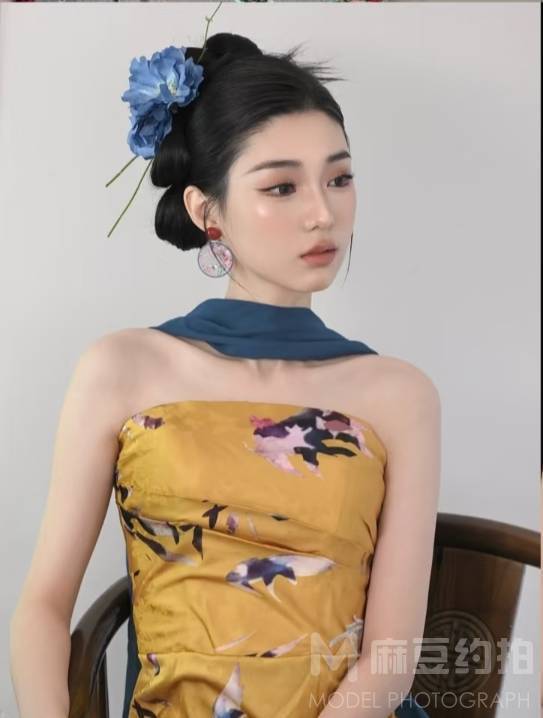 妆容模特