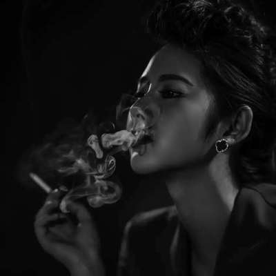 黑白模特