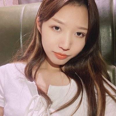 黑白模特