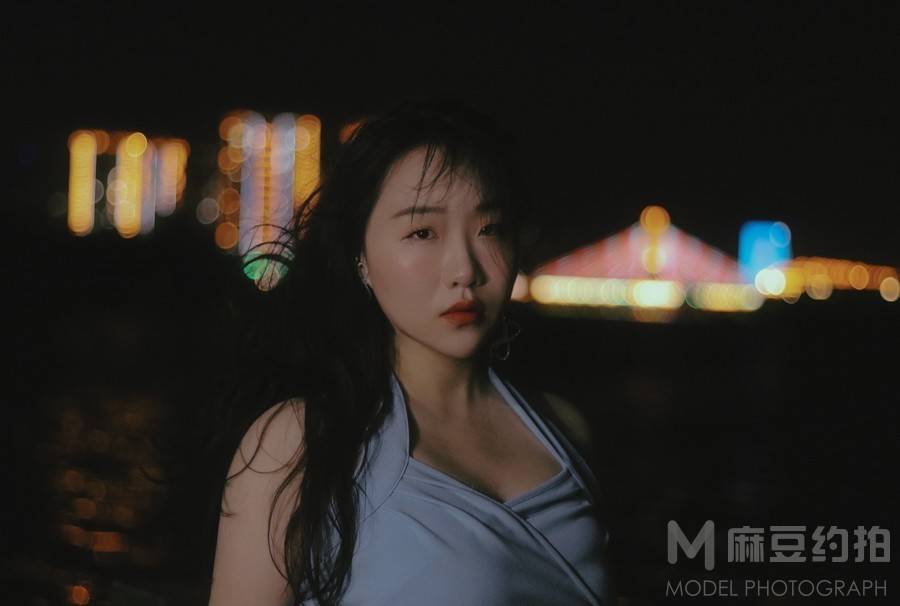 夜景模特