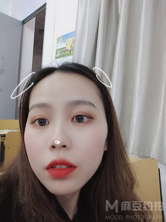 校园模特