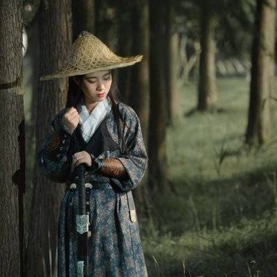 汉服模特