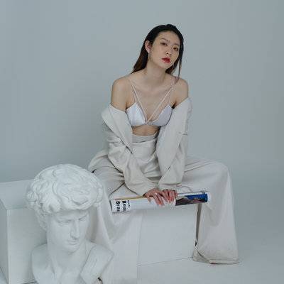 黑白模特