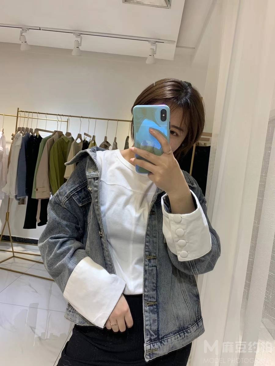 胶片模特