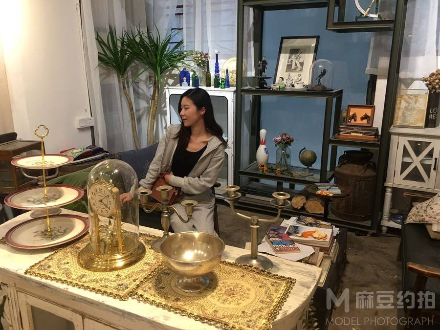 校园模特