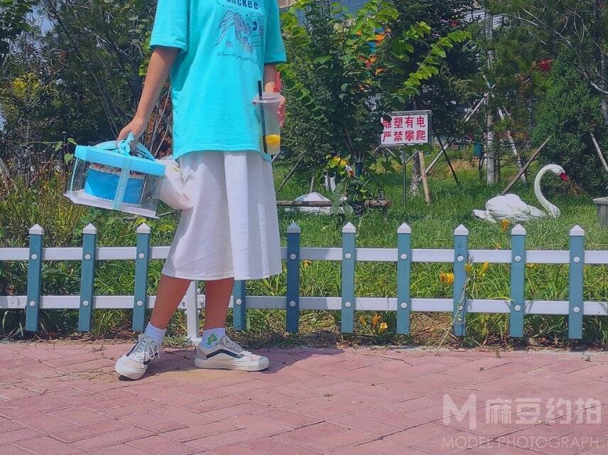 校园模特