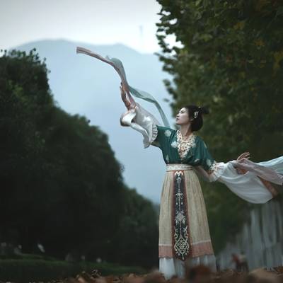 汉服模特