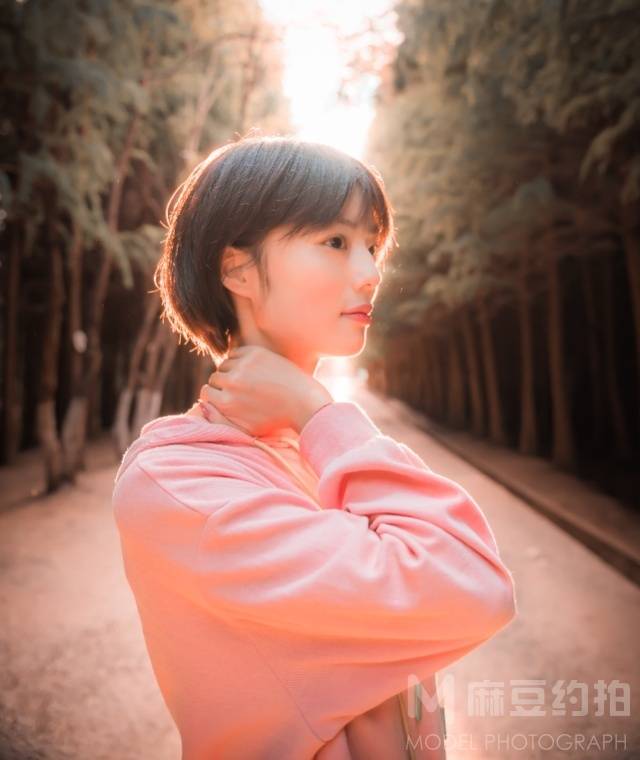 校园模特