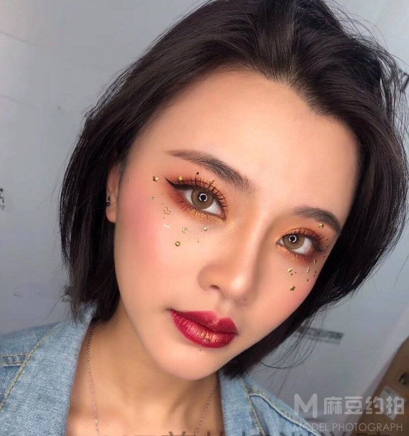 商务模特