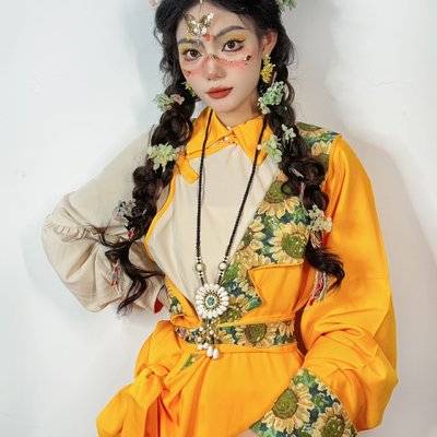 妆容模特