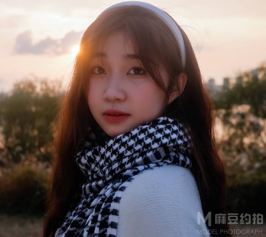 黑白模特