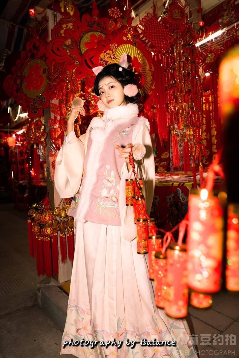 汉服模特