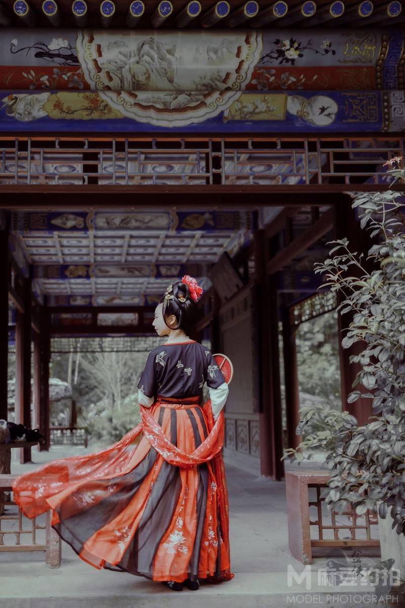 汉服模特