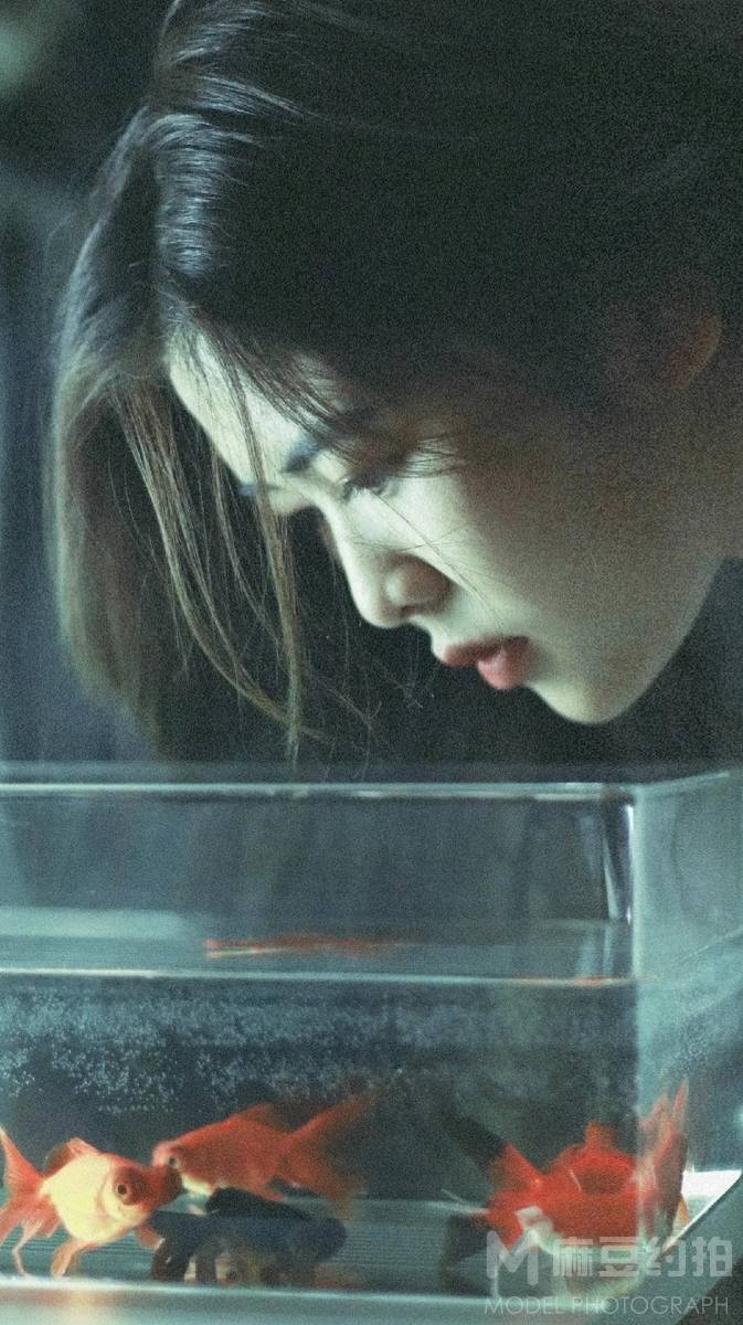 胶片模特
