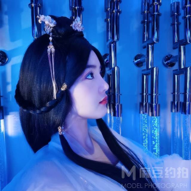 清新模特
