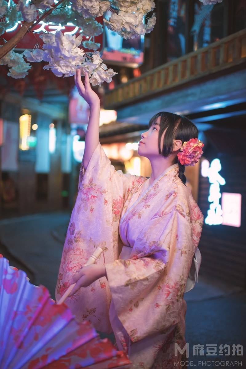 胶片模特
