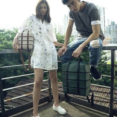 黑白模特
