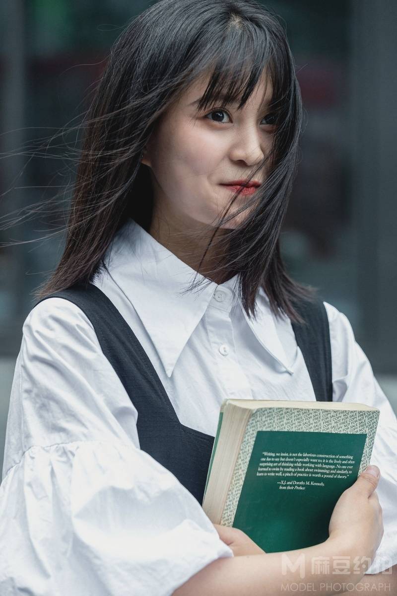 胶片模特
