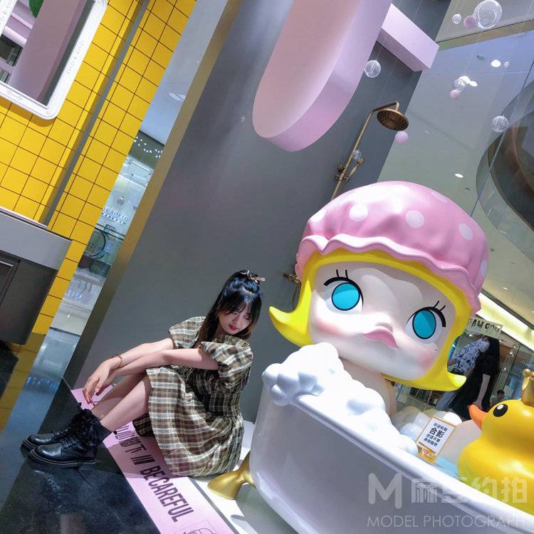 校园模特