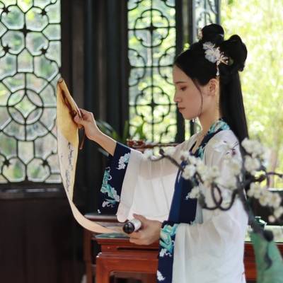 汉服模特