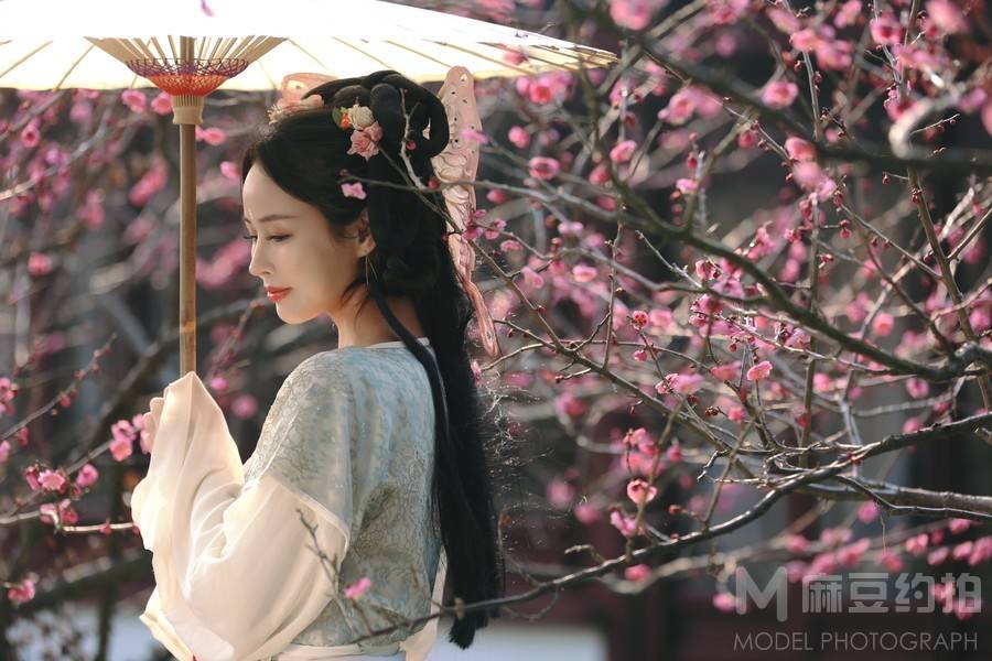 妆容模特