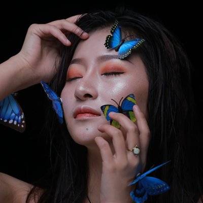 情绪模特